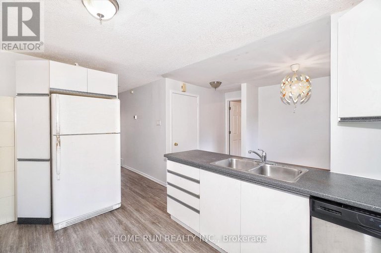28597038/1292-meadowlands-drive-e/borden-farmstewart-farmcarleton-heightsparkwood-hills/ottawa/ontario/K2E6K5_11