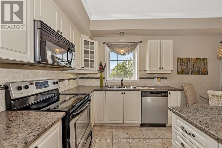 28521439/107-2360-albert-street/town-of-rockland/clarence-rockland/ontario/K4K0C4_10