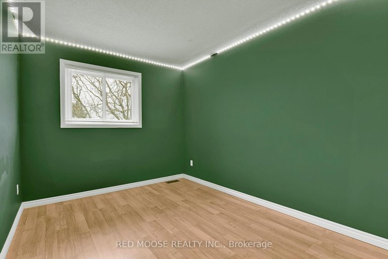 29480001/1983-greenvale-lane/chateauneuf/ottawa/ontario/K1C6E4_32