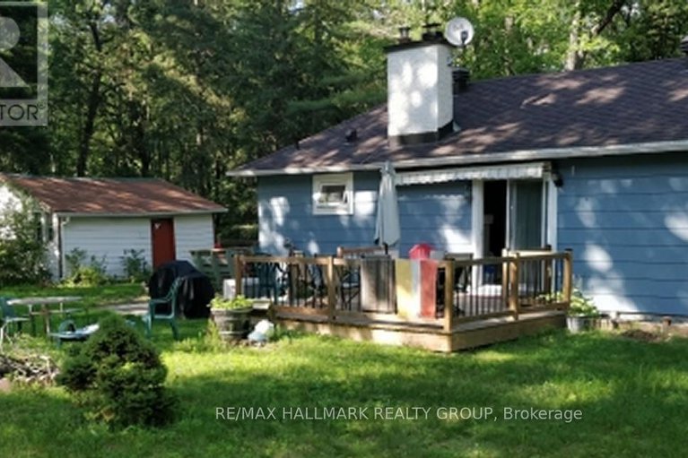 28045902/155-macmillan-lane/constance-bay/ottawa/ontario/K0A3M0_17