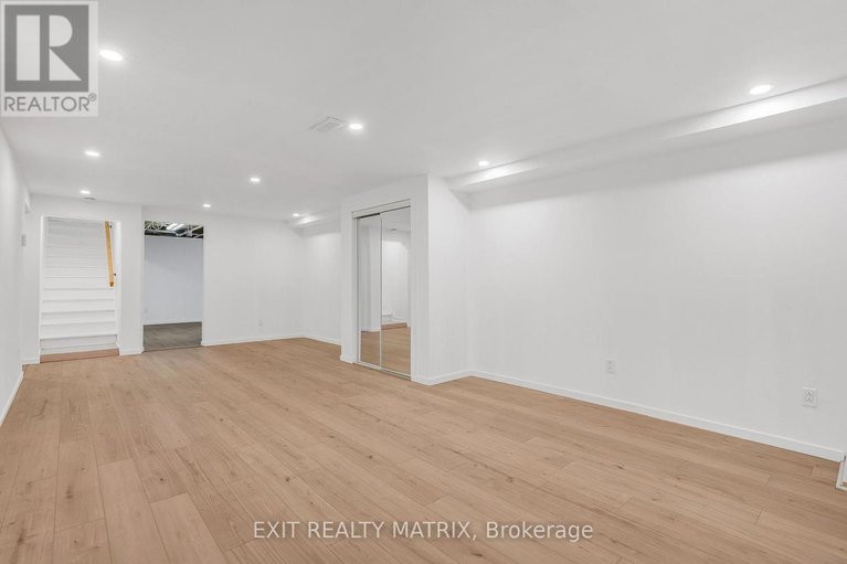 29164784/1261-golf-road/east-hawkesbury-twp/east-hawkesbury/ontario/K6A2R2_25