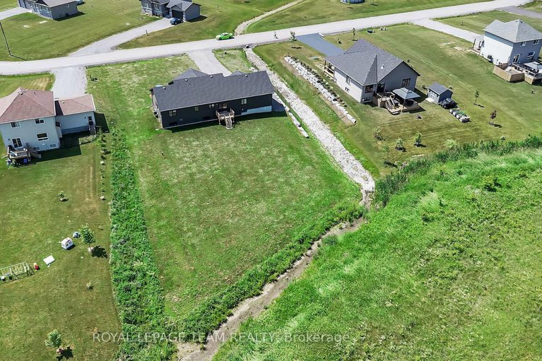 28510378/17-isobel-mcewan-street/mcnabbraeside-twps/mcnabbraeside/ontario/K7S3G8_36