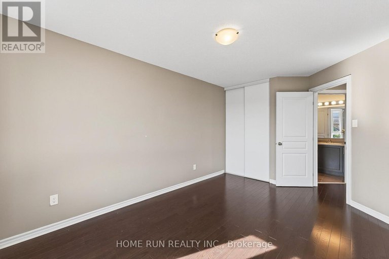 28858997/140-kinghaven-crescent/bridlewood/ottawa/ontario/K2M0C3_27