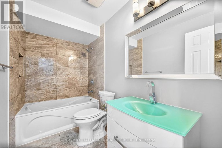 29163318/b-905-elmsmere-road/beacon-hill-south/ottawa/ontario/K1J8G4_21