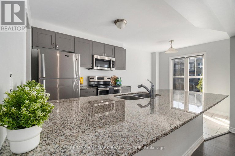 29222514/106-helenium-lane/avalon-west/ottawa/ontario/K4A1C7_10