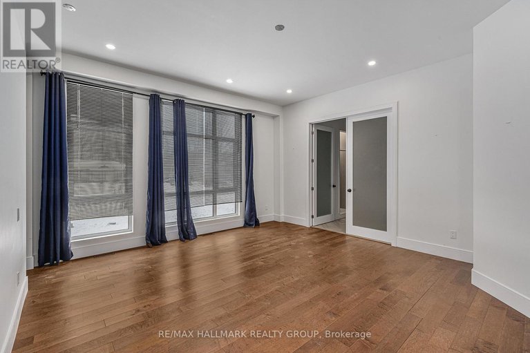 29127161/132-robert-taite-drive/cumberland-estates/ottawa/ontario/K4C1A9_21