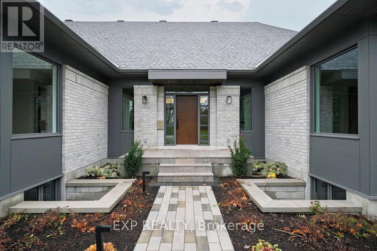 28547628/26-clovelly-road-w/rothwell-heights/ottawa/ontario/K1J6M2_3