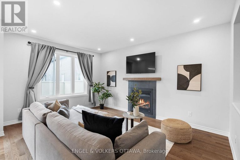 28403100/329-finial-way/half-moon-bay/ottawa/ontario/K2J6V9_12