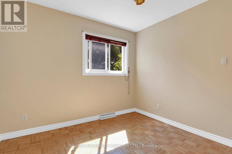 28820008/20334-third-st-gv-street/south-glengarry-charlottenburgh-twp/south-glengarry/ontario/K0C1L0_17