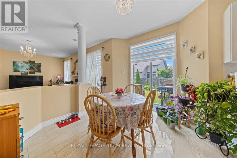 28500865/12-sunvale-way/barrhaven-east/ottawa/ontario/K2G6Y2_18