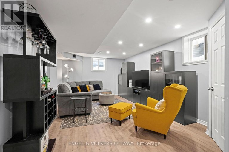 29634185/166-lily-pond-street/emerald-meadowstrailwest/ottawa/ontario/K2M0J5_25