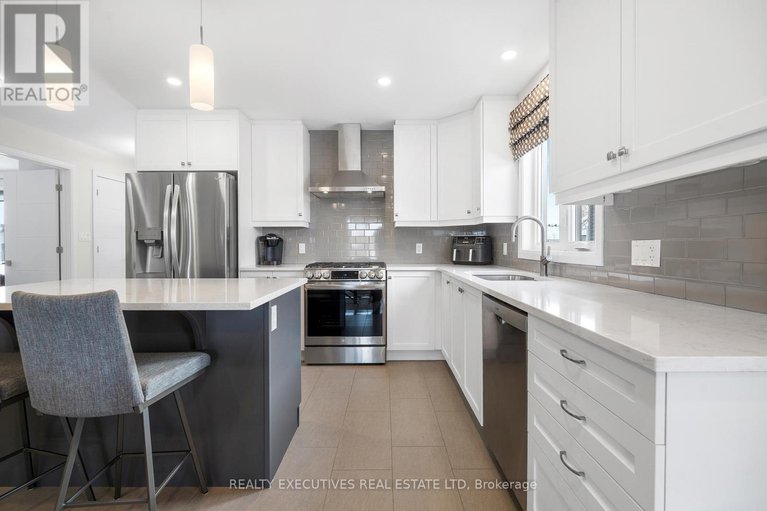 29205420/460-arora-crescent-s/winchester/north-dundas/ontario/K0C2K0_15