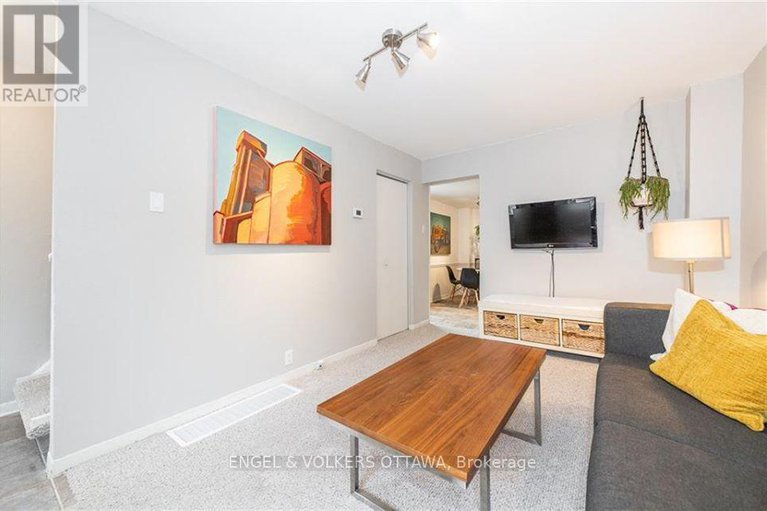 28941290/223-carruthers-avenue/hintonburg/ottawa/ontario/K1Y1N8_4