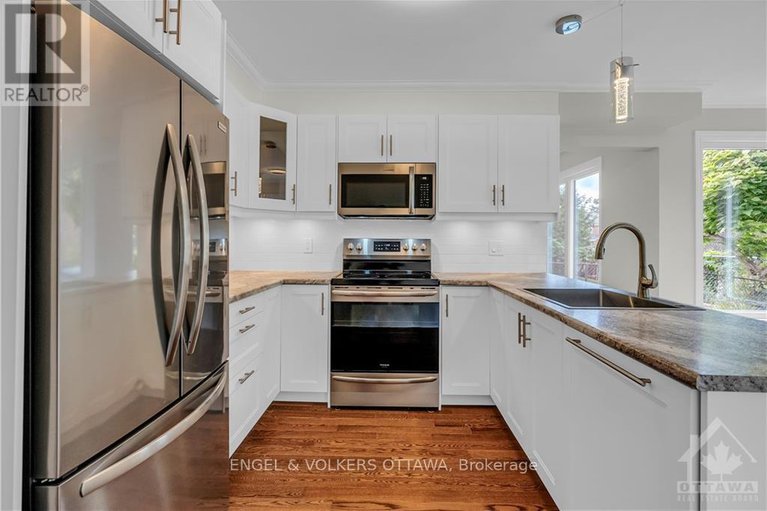 28611833/2177-lenester-avenue/mckellar-heightsglabar-park/ottawa/ontario/K2A4A9_9