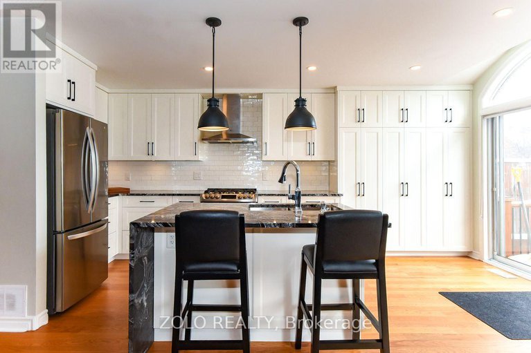 29410672/2075-hiboux-street/avalon-east/ottawa/ontario/K4A4J7_5