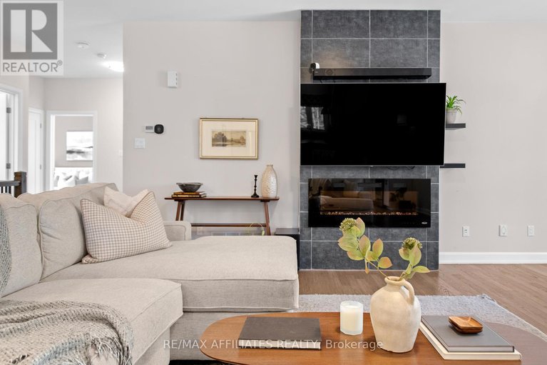 28675428/400-cinnamon-crescent/fitzroy-ward-south-west/ottawa/ontario/K0A2H0_14