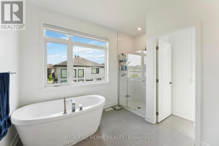 28616328/848-beckton-heights-s/stittsville-south/ottawa/ontario/K2S2X9_23