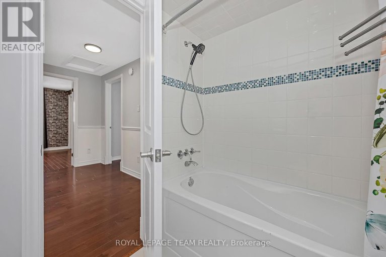 29398267/6-stroughton-crescent/munster/ottawa/ontario/K0A3P0_34