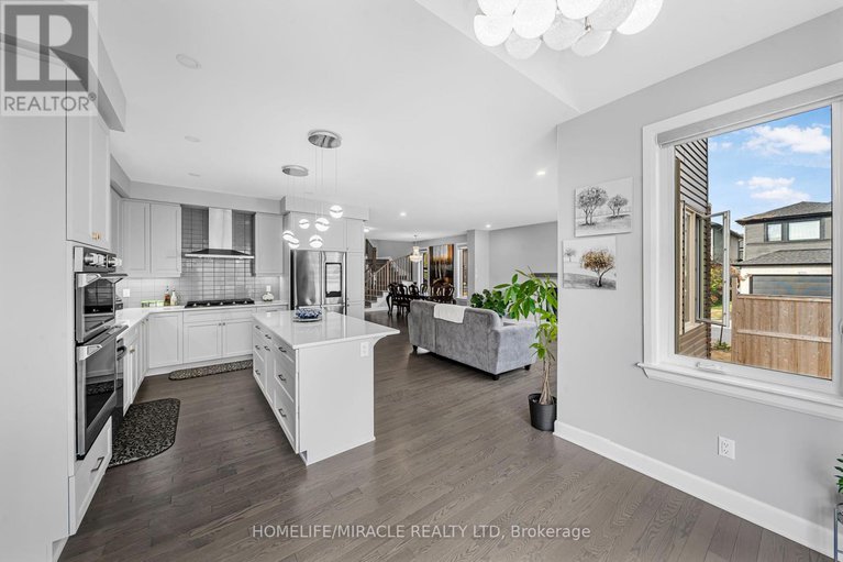 28815474/896-sendero-way/remainder-of-stittsville-area/ottawa/ontario/K2S2W8_25