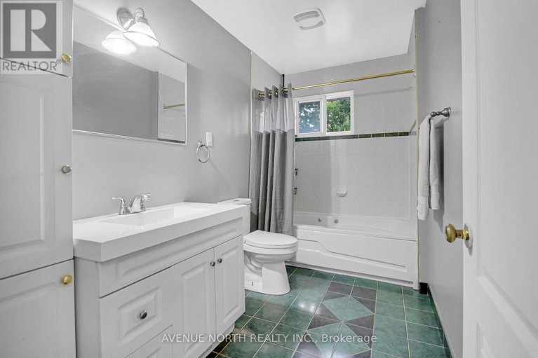 28770167/1254-heron-road/ridgemont/ottawa/ontario/K1V6A9_22