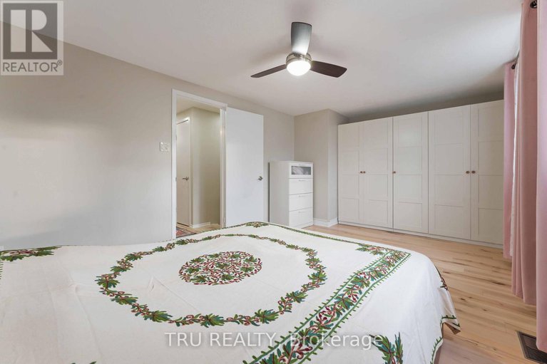 28983915/30-shearer-crescent/katimavik/ottawa/ontario/K2L3M7_14