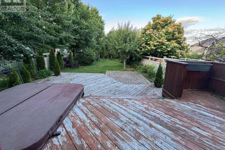 28579917/164-copperwood-street/convent-glen-north/ottawa/ontario/K1C7S3_34
