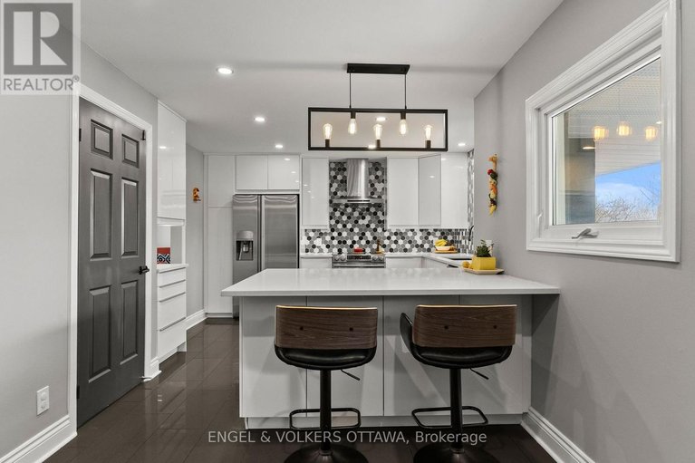 29577442/4624-albion-road/riverside-south/ottawa/ontario/K1X1A5_18