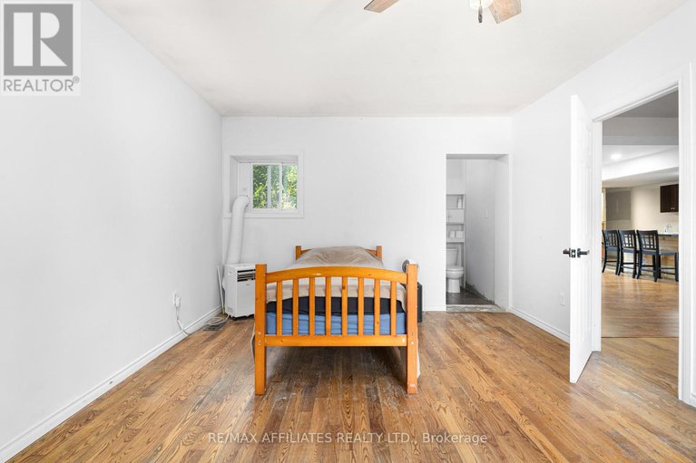 28666131/79-george-street/lanark-highlands-lanark-village/lanark-highlands/ontario/K0G1K0_24