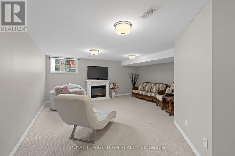 29679091/334-warmstone-drive/stittsville-north/ottawa/ontario/K2S0W3_38