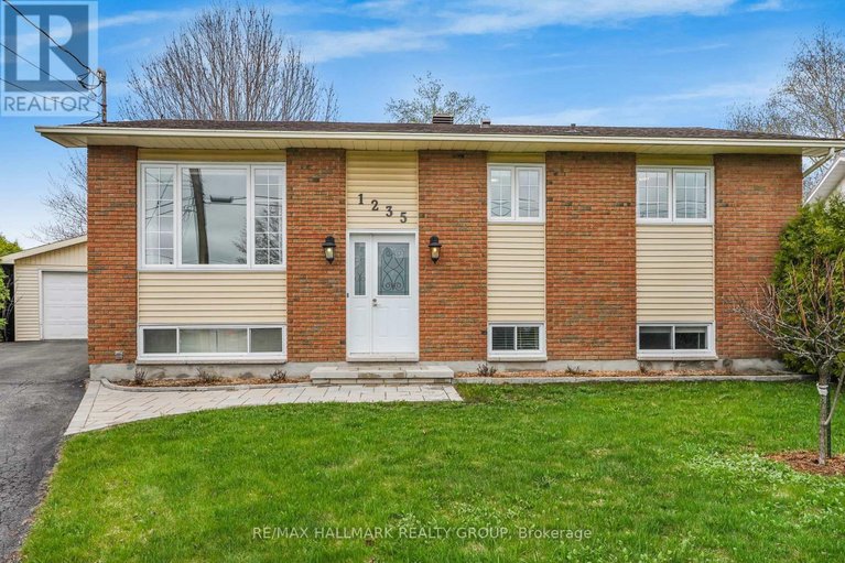 29688003/1235-campeau-crescent/town-of-rockland/clarence-rockland/ontario/K4K1B6_2