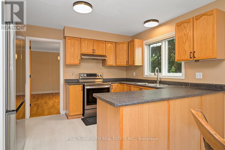 28360692/1248-anoka-street/ridgemont/ottawa/ontario/K1V6C6_11