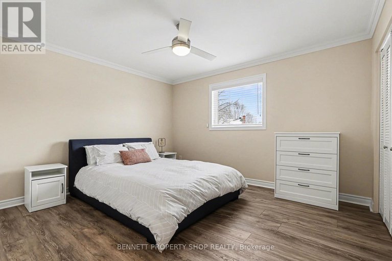 29404240/216-macdougall-street/village-of-russell/russell/ontario/K4R1A5_21