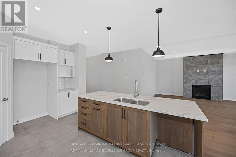 29317076/1345-diamond-street/clarencerockland-twp/clarence-rockland/ontario/K4K0M6_9