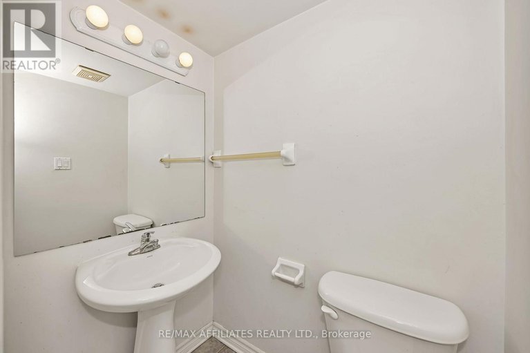 29181830/67-392-garden-glen-private/meadowlandscrestview/ottawa/ontario/K2G1E4_18