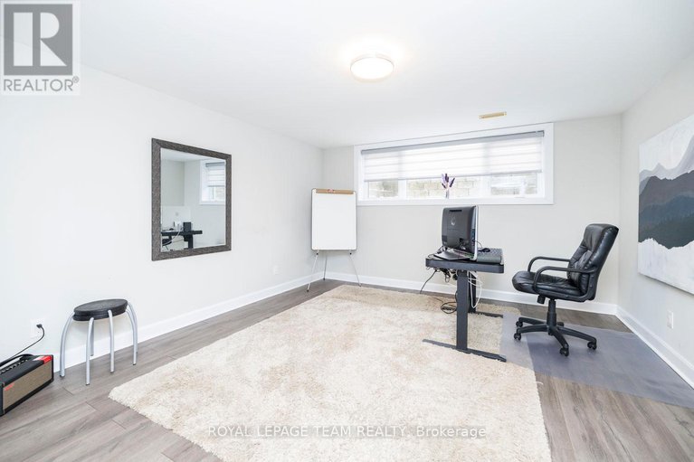 28933926/213-cabrelle-place-e/manotick-village-manotick-estates/ottawa/ontario/K4M0A9_38