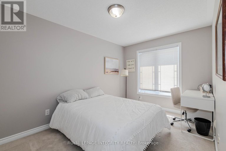 28738555/218-catamount-court/emerald-meadowstrailwest/ottawa/ontario/K2M0A9_38