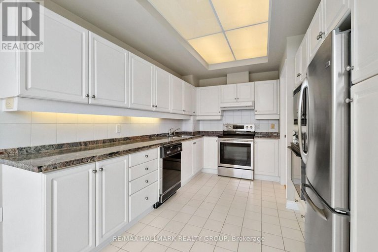 28638774/301-1480-riverside-drive/riverview-park/ottawa/ontario/K1G5H2_23