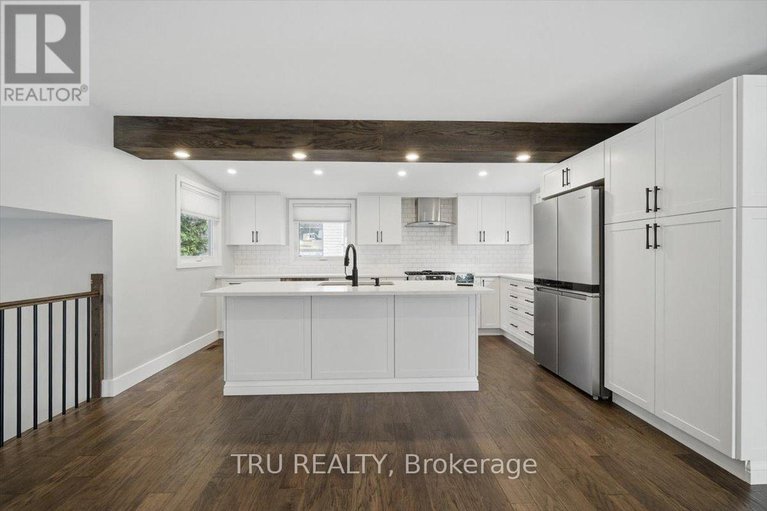 28427630/2114-balharrie-avenue/hawthorne-meadows/ottawa/ontario/K1G1G5_8
