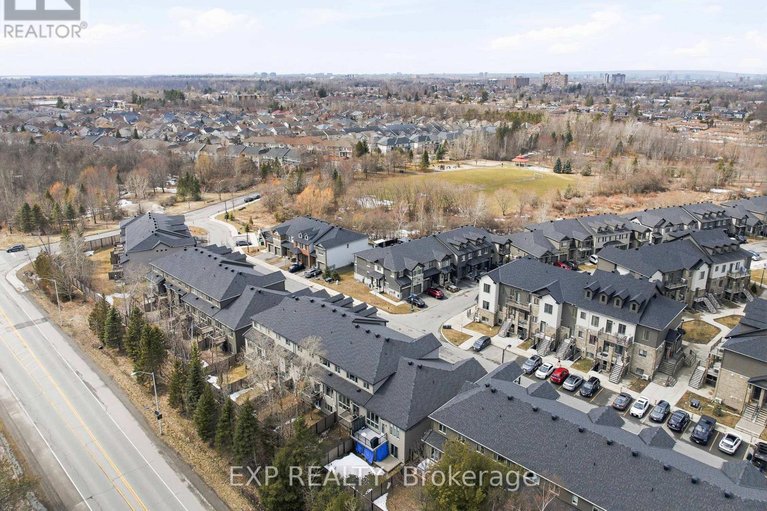 29564238/528-fawn-valley-private/blossom-parkkemp-parkfindlay-creek/ottawa/ontario/K1T0W5_29