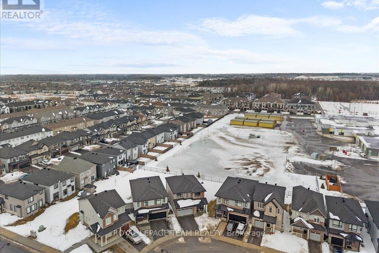 29582794/290-turnbuckle-crescent/half-moon-bay/ottawa/ontario/K2J7B7_33