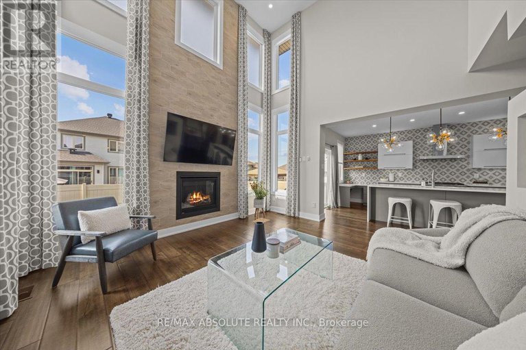 28848496/332-haliburton-heights/emerald-meadowstrailwest/ottawa/ontario/K2S1S3_20