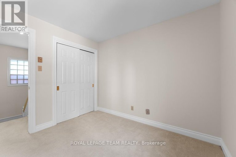 28792255/9-292-laurier-avenue/sandy-hill/ottawa/ontario/K1N6P5_25