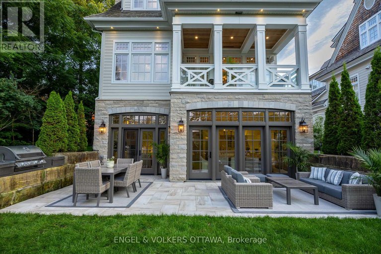 28062589/5651-herwig-place/manotick-south-to-roger-stevens/ottawa/ontario/K4M1B3_41