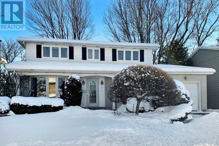 29392142/24-woodburn-drive/blackburn-hamlet/ottawa/ontario/K1B3A7_42
