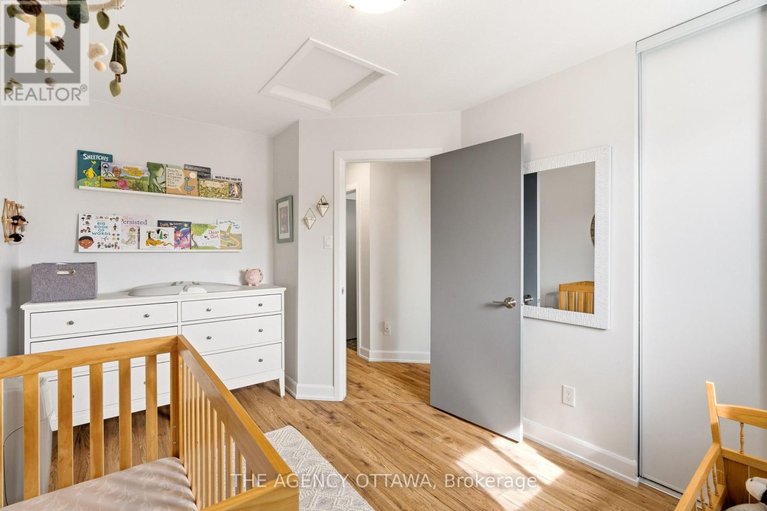 29677270/1625-bottriell-way/fallingbrookpineridge/ottawa/ontario/K4A1W5_32