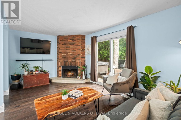 28735964/42-henfield-avenue/knollsbrook/ottawa/ontario/K2J1J8_11