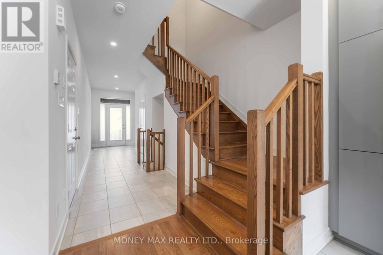 29471727/623-knotridge-street/mer-bleuebradley-estatesanderson-park/ottawa/ontario/K1W0C7_3