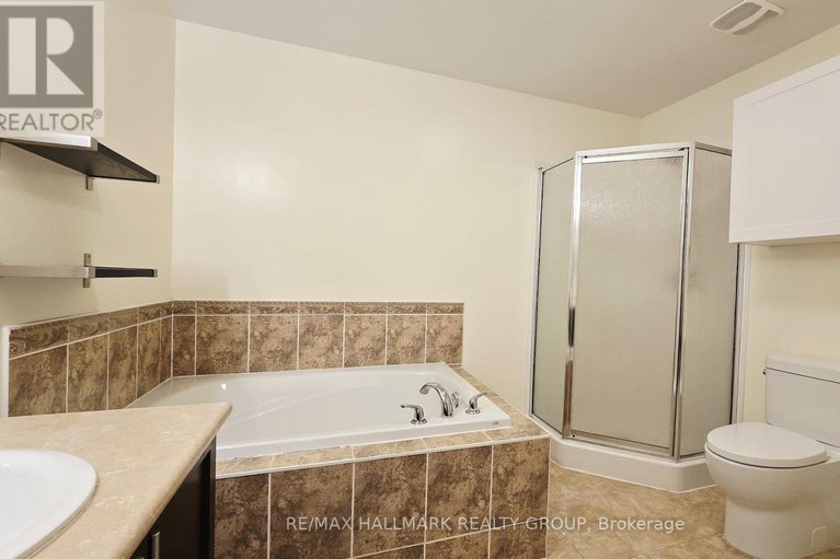 29047464/992-klondike-road/morgans-grantsouth-march/ottawa/ontario/K2K0C3_23