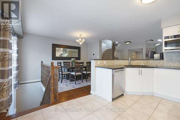 28921399/13-grammercy-parkway/central-park/ottawa/ontario/K2C4C7_16