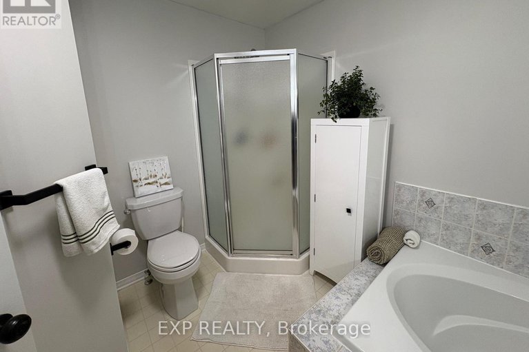 29142305/14-drumso-street/hunt-club-parkgreenboro/ottawa/ontario/K1T3Y2_19